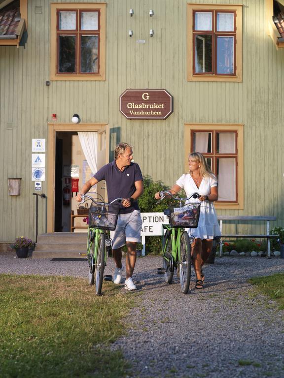 Stf Glasbruket Hostel & Apartments Borensberg Esterno foto