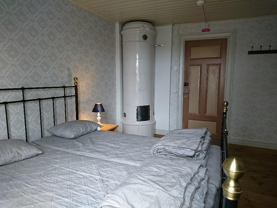 Stf Glasbruket Hostel & Apartments Borensberg Esterno foto